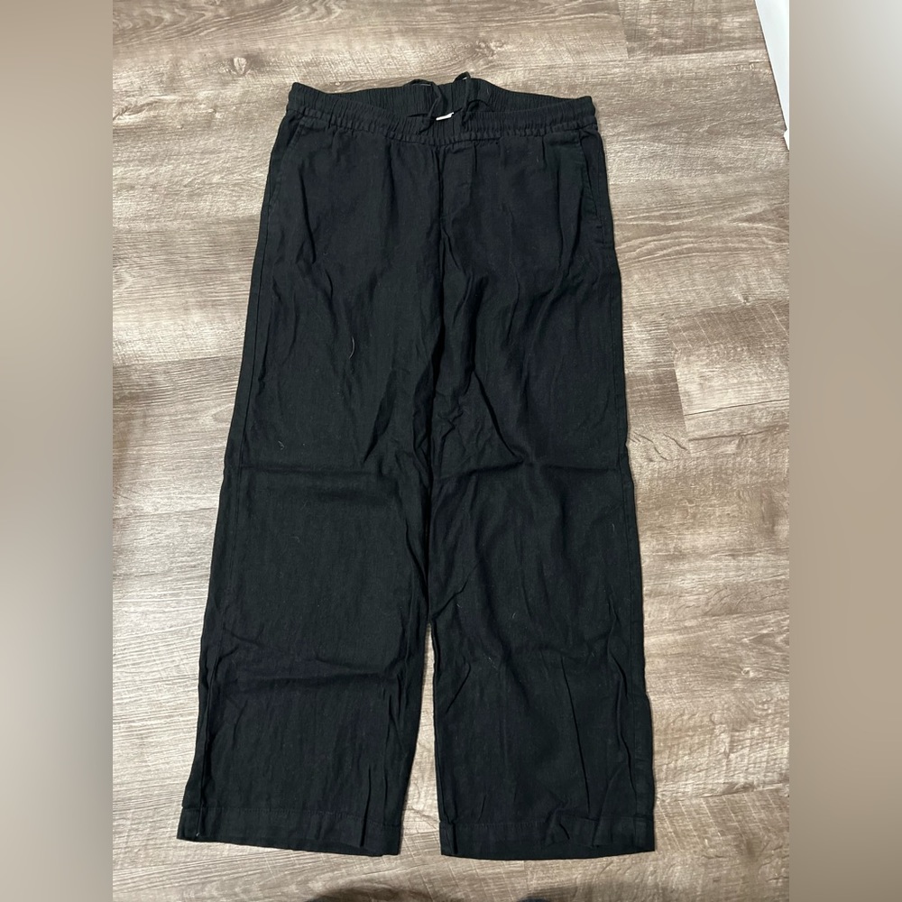 COPY - 1 of 2 old navy beach pants. Med